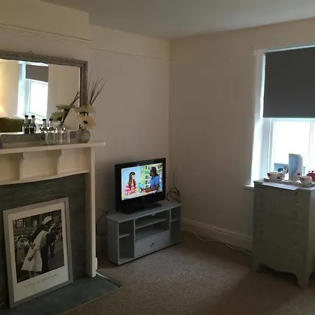 The London 3*